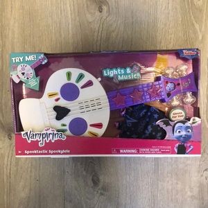 New - Vampirina Guitar and Gloves